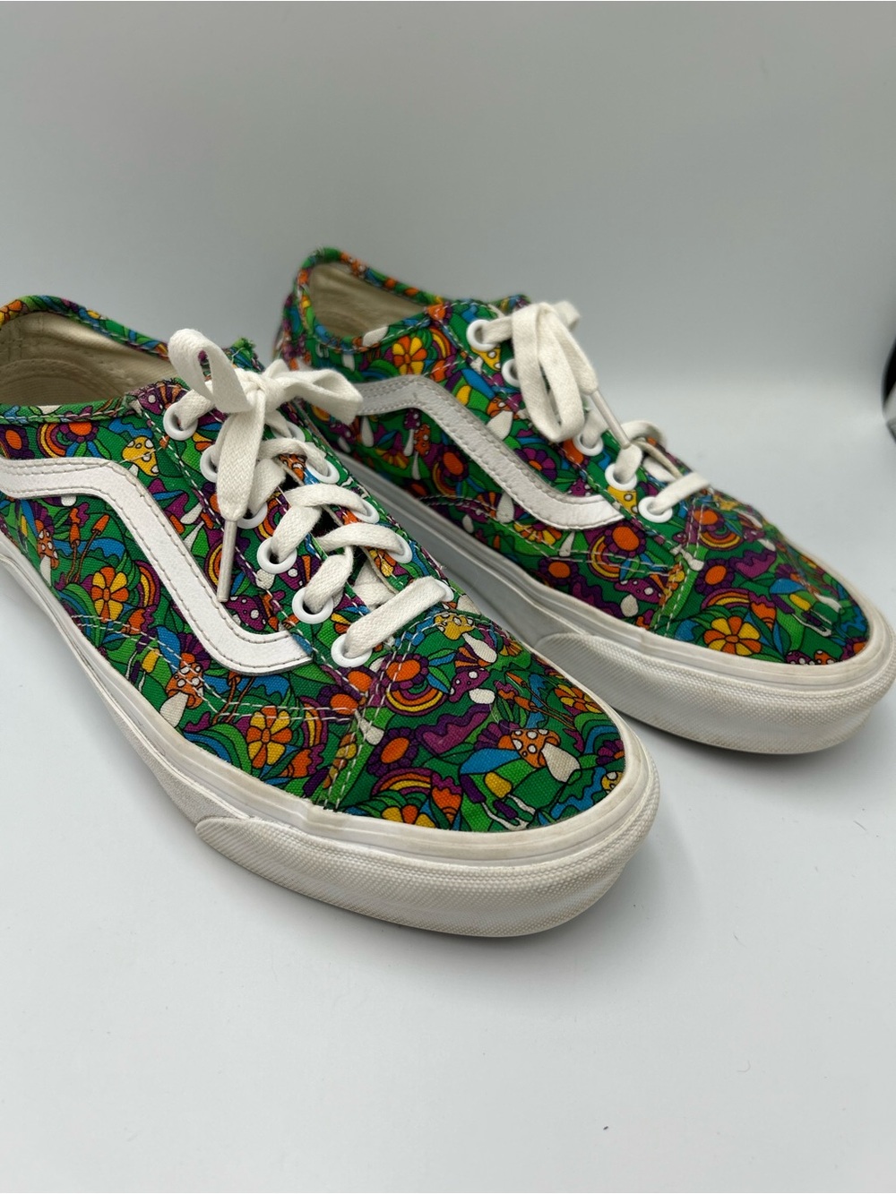 Vans Women's Green Multi Floral Old Skool Sneakers